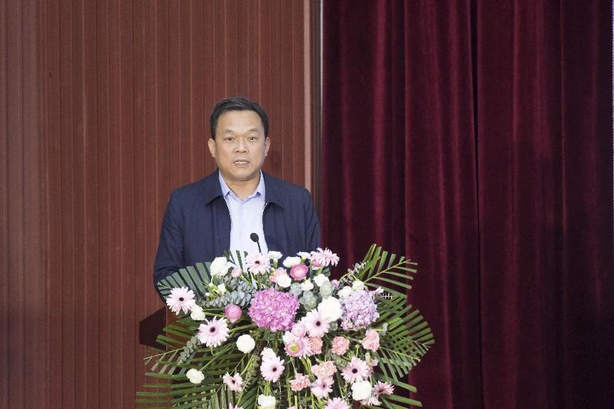 新乡市凤泉区首届校长论坛成功举办_腾讯新闻