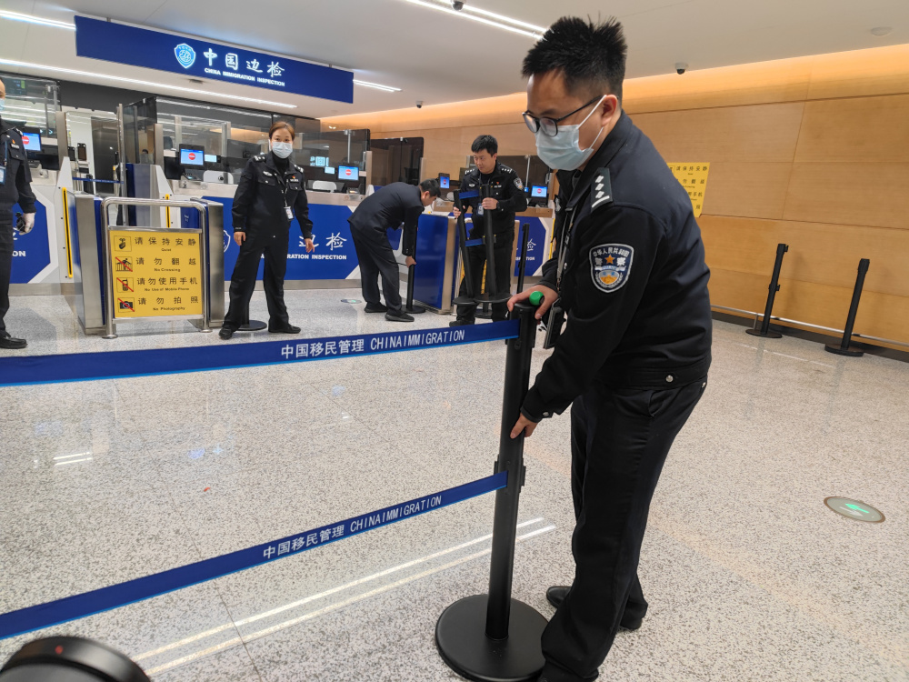 今天起,成都天府国际机场正式实施24小时直接过境旅客免办边检手续