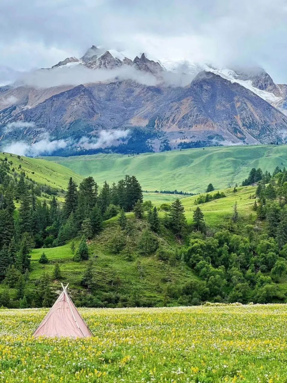 从青海格尔木市区出发,沿315国道