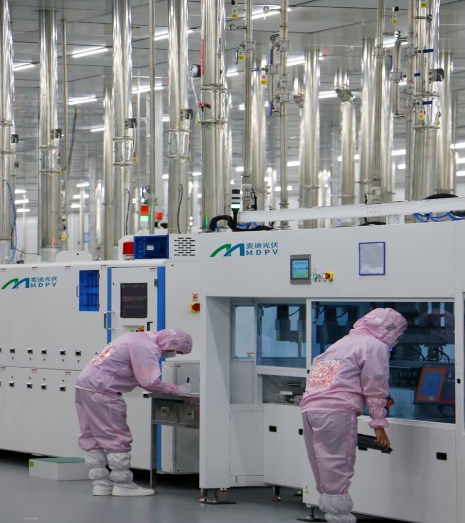 麦迪科技:9gw高效单晶topcon电池智能制造工厂项目首片电池片下线