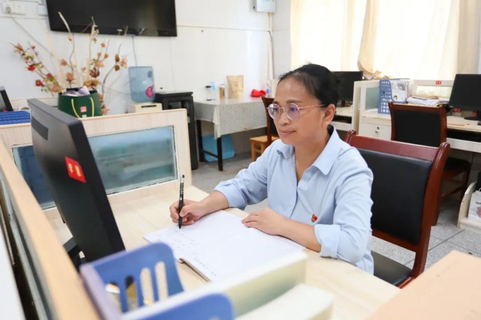 【醉美遵义城 最美遵义人】李慧:用思想和行动照亮莘莘学子前行路