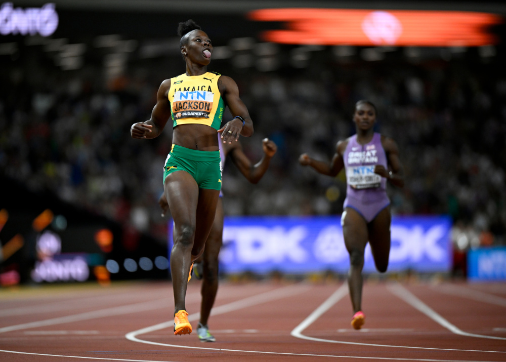(田径世锦赛)女子200米:牙买加选手创赛会纪录夺冠_腾讯新闻
