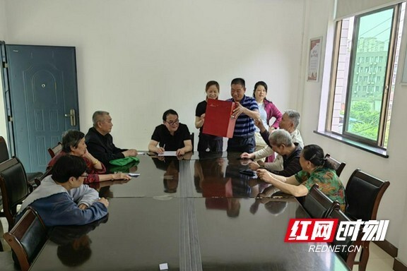 红网时刻益阳5月10日讯(通讯员 阳宇)"没想到一把年纪还能住进一间新