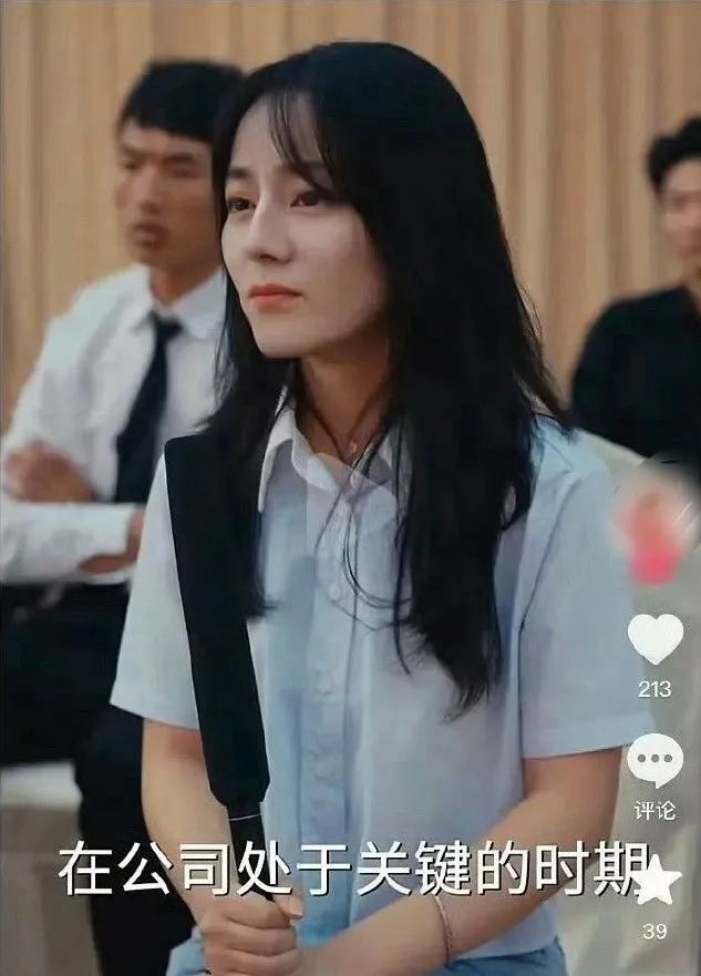 网友质疑某短剧AI换脸迪丽热巴 一家涉事线上剧场：已删除相关画面 涉事账号在平台已无法检索_凤凰网视频_凤凰网