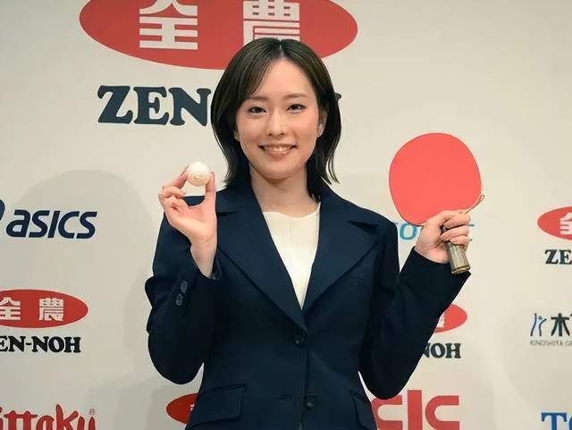 日本网友直指福原爱不再讨人喜爱石川佳纯已经取代她的地位