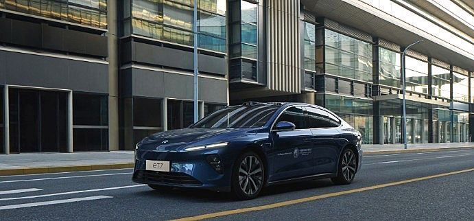 "7"系对决 40多万预算 选智己l7还是蔚来et7?