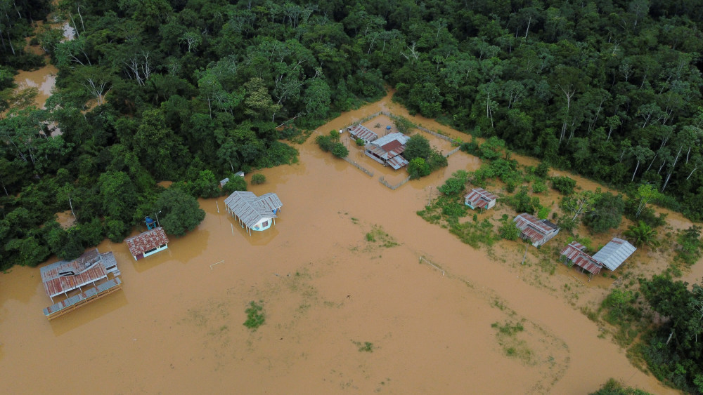 暴雨引发玻利维亚洪灾