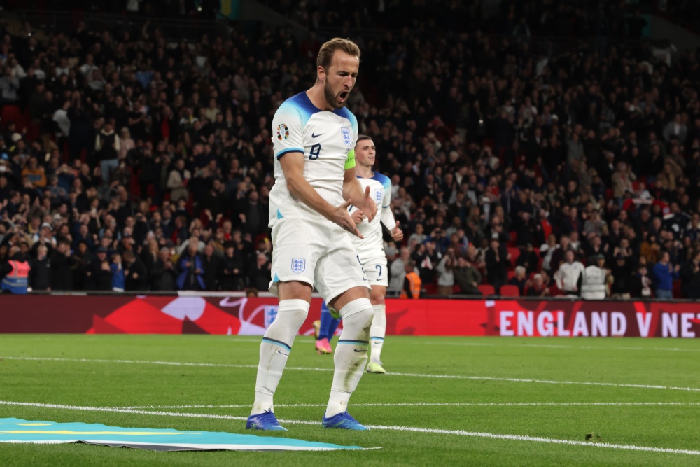 凯恩过去3届大赛打进12球,与姆巴佩并列欧洲球员最多