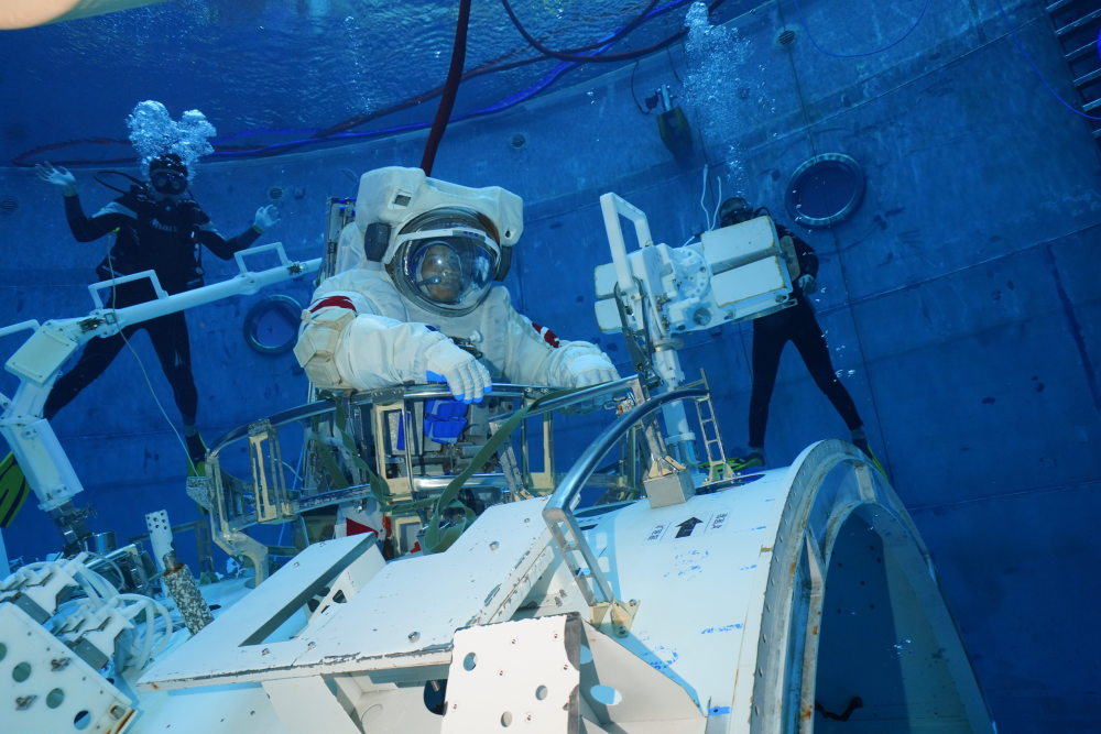 <a href=http://www.bjtvnews.com/photo/ target=_blank class=infotextkey>图片</a>