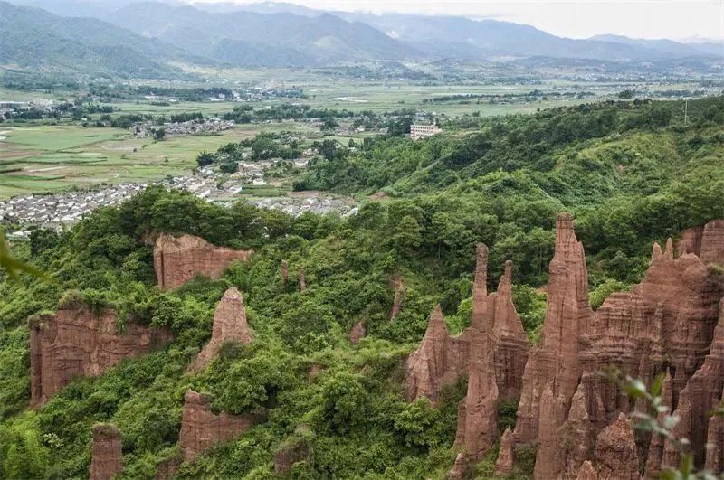 【周末游普洱攻略 】无量山与哀牢山的森林自驾之旅