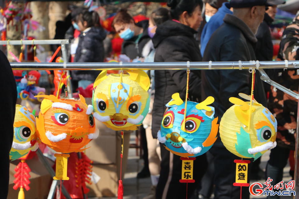 【新春走基层】红灯笼,耀新年_腾讯新闻