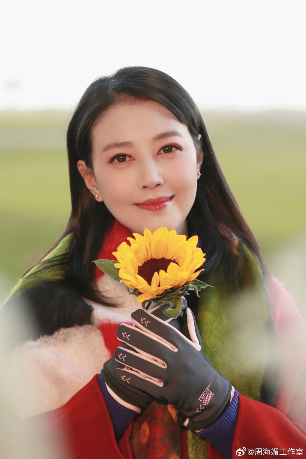 知名演员周海媚因病医治无效已于昨日去世,享年57岁_腾讯新闻