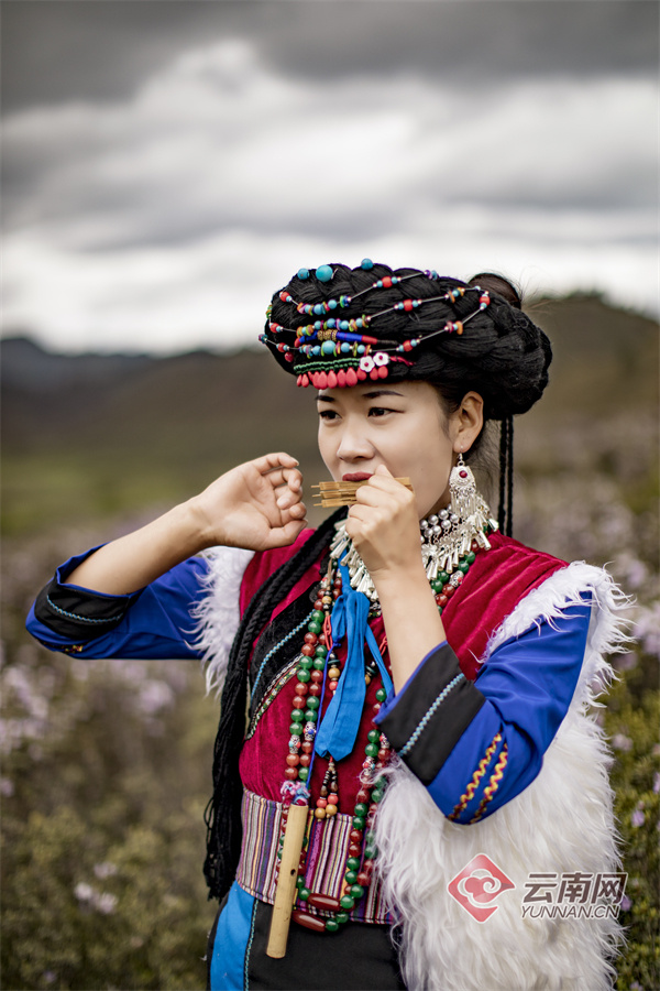 高玉生 摄普米族.