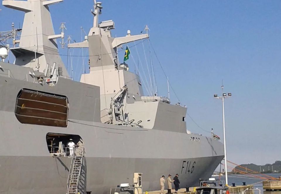 非洲香饽饽:德制meko-a200护卫舰!