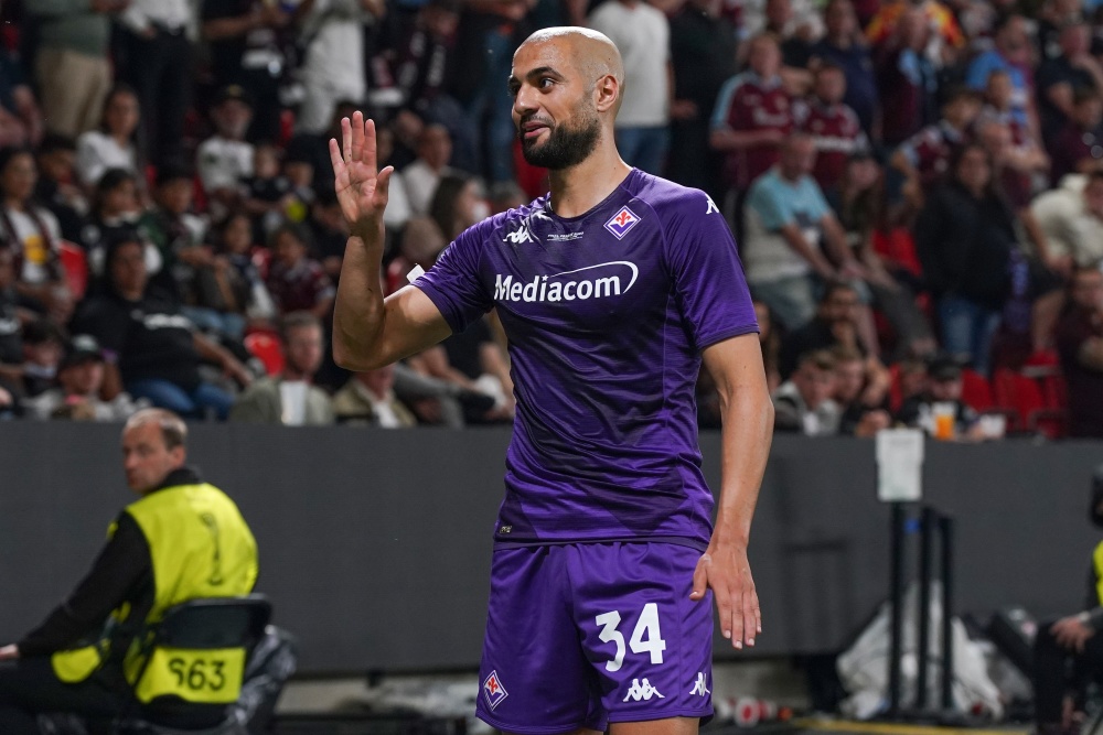 记者:佛罗伦萨探讨阿姆拉巴特留队可能,但球员关闭了所有大门