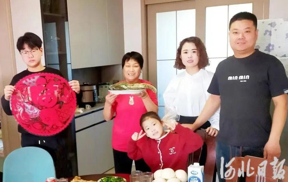 在雄安，看回迁房中幸福年