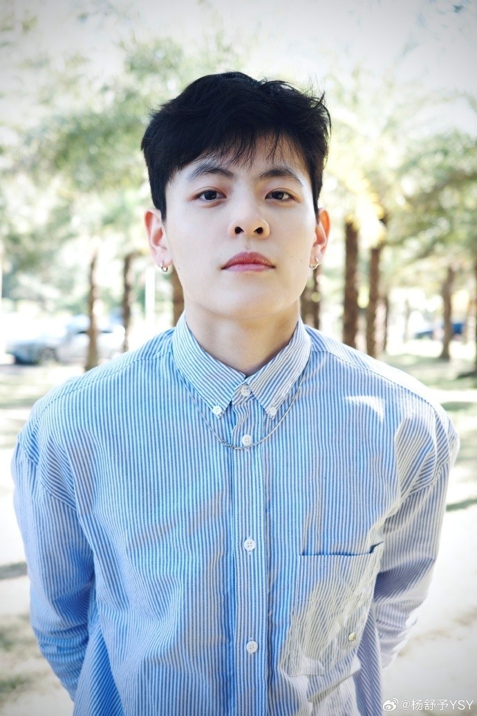 俊美杨舒予晒日常照十二月入冬好物推荐我