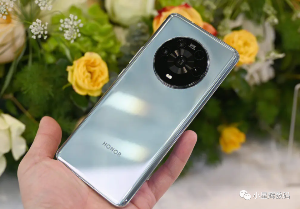 从4899元跌至2633元12gb256gb66w50倍变焦荣耀旗舰加速清仓