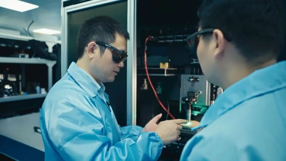 大家聊巨变丨金贤敏:量子的较量_腾讯新闻