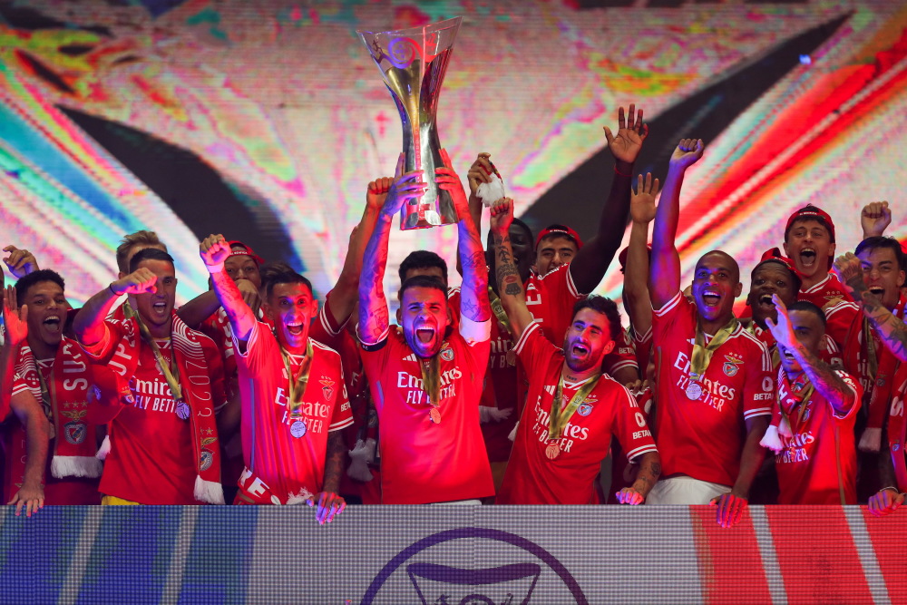 足球——葡萄牙超级杯:本菲卡夺冠-腾讯新闻