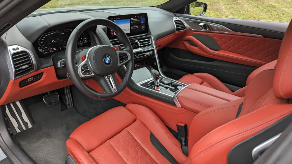 小众冷门但足够帅气2023款宝马m8雷霆版大量实拍图发布