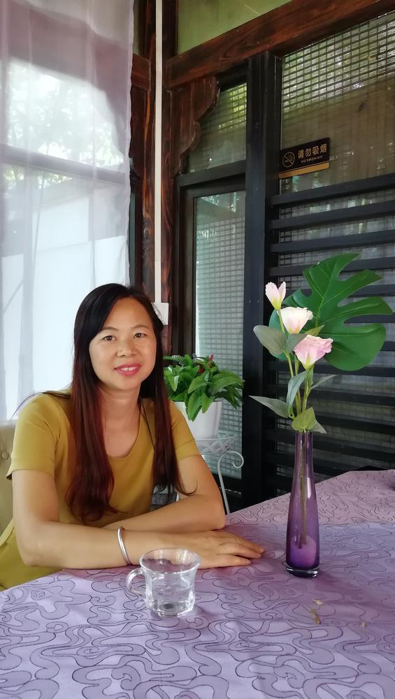 邝丽华用爱心和耐心为乡村孩子播下音乐的种子点亮星光的人