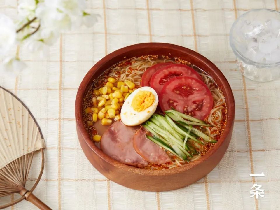 正宗朝鲜族冷面,q弹劲道,酸甜清爽,10分钟就能搞定