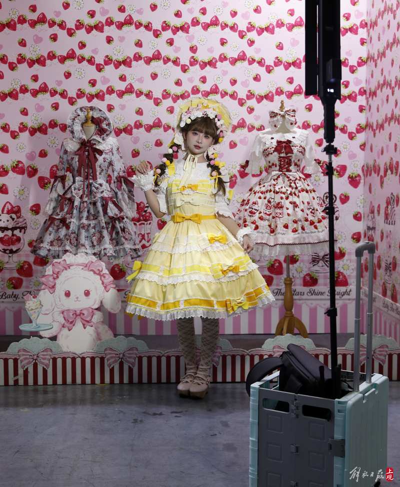 上海cp29漫展回归,30万"二次元"盛装出席_腾讯新闻