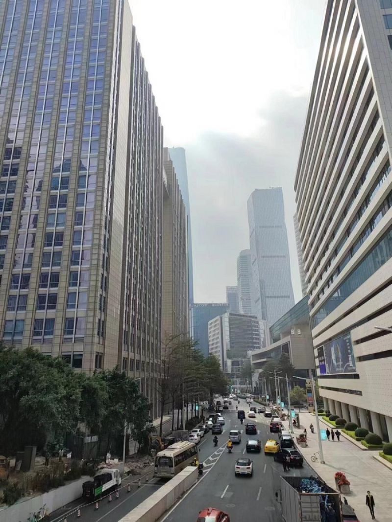 广州房价连跌一年，有区域新房门槛直降200万元，6月上半月房价环比涨3%_腾讯新闻