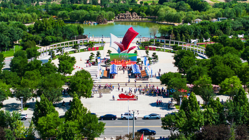 "恋乡·骑行保定"活动走进安国市