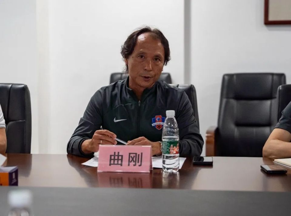 强化认知,坚守底线——梅州赛区召开职业联赛赛风赛纪专题警示教育会