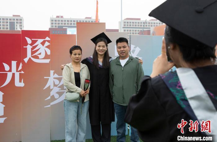 宁夏高校迎来毕业季