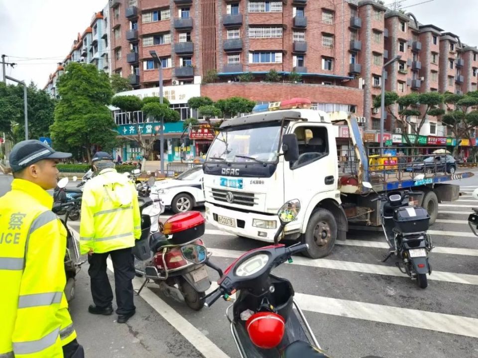 富顺交警提醒:这些非机动车行为将会被查处