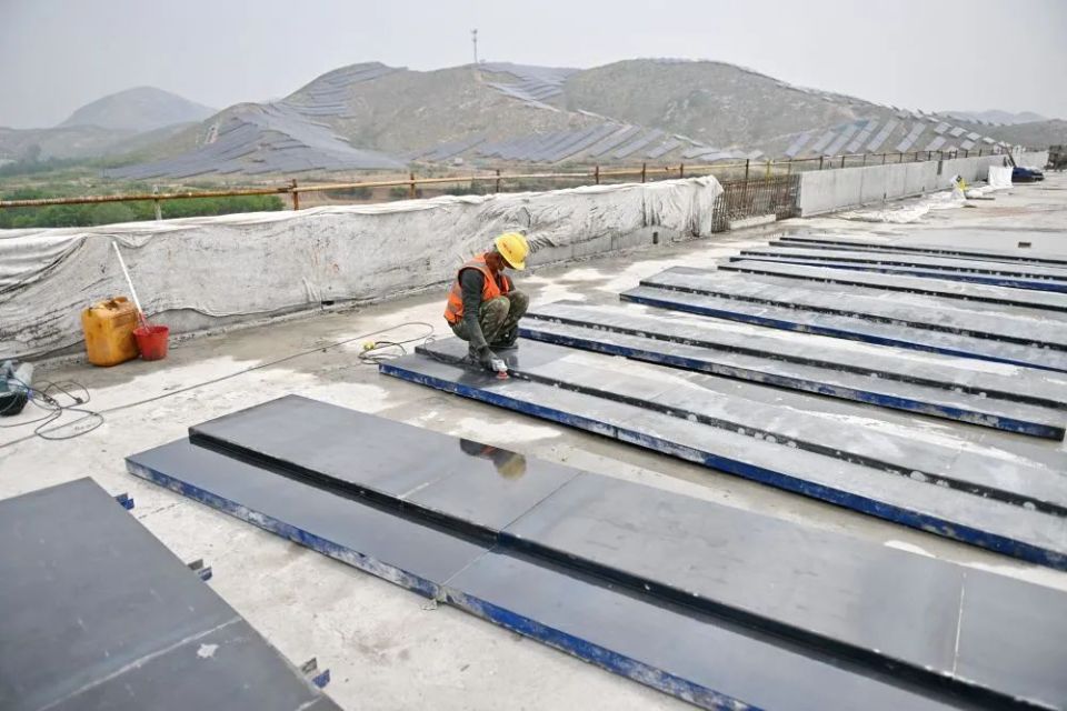 雄忻高铁河北段建设高效推进