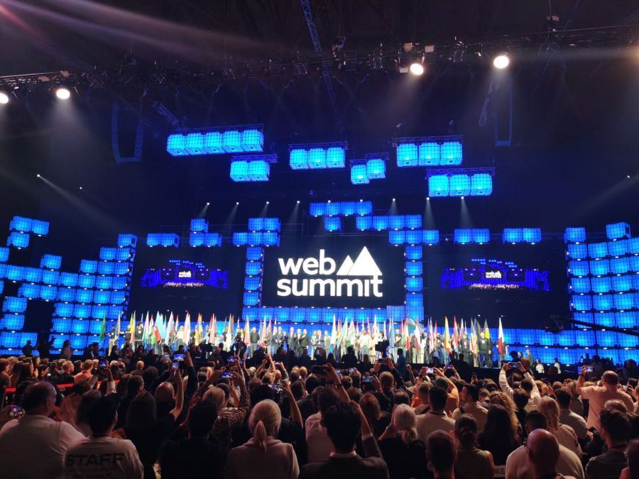 Web Summit聚焦AI竞赛，“西方科技主导时代正谢幕”_腾讯新闻