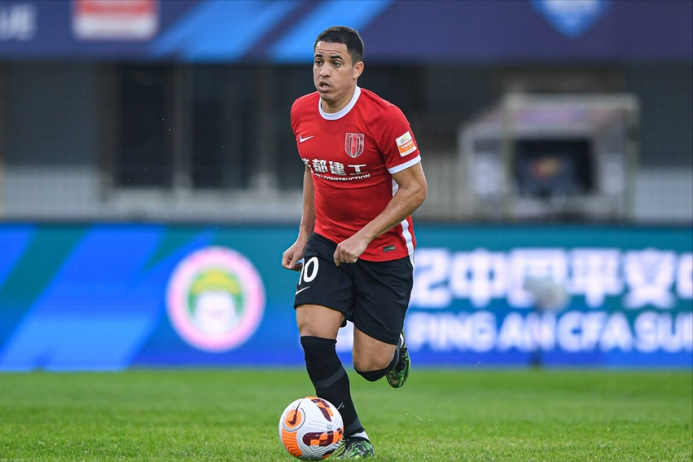 在罗慕洛恢复状况不明的情况下,进攻方面还需要一个爆点,才会有更大的