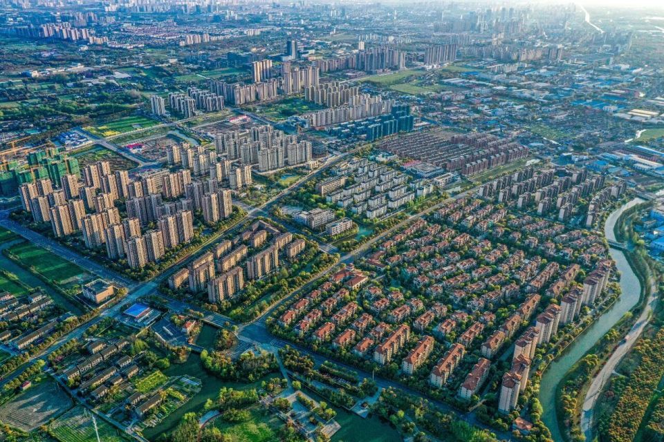 徐行镇：草编之乡编织平安家园_腾讯新闻