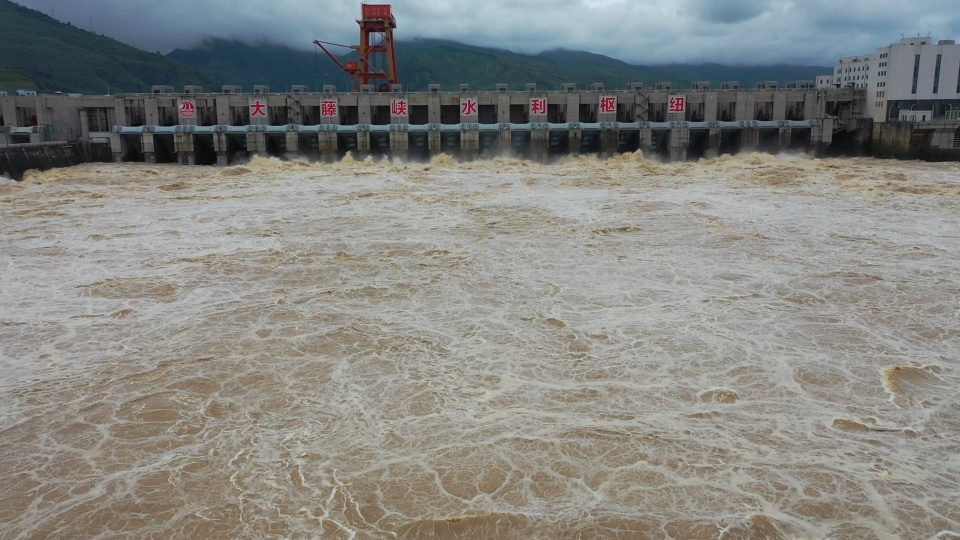 新一轮"龙舟水"来袭 广西大藤峡库区全面启动腾库防洪