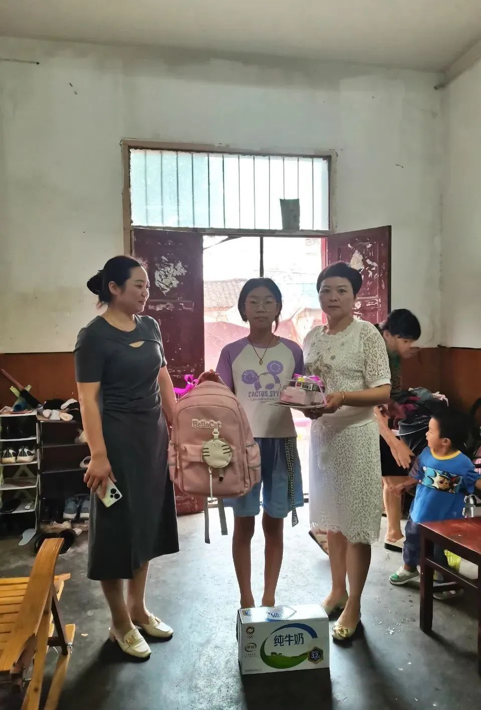 结对关爱困境留守儿童,"爱心妈妈"来了!
