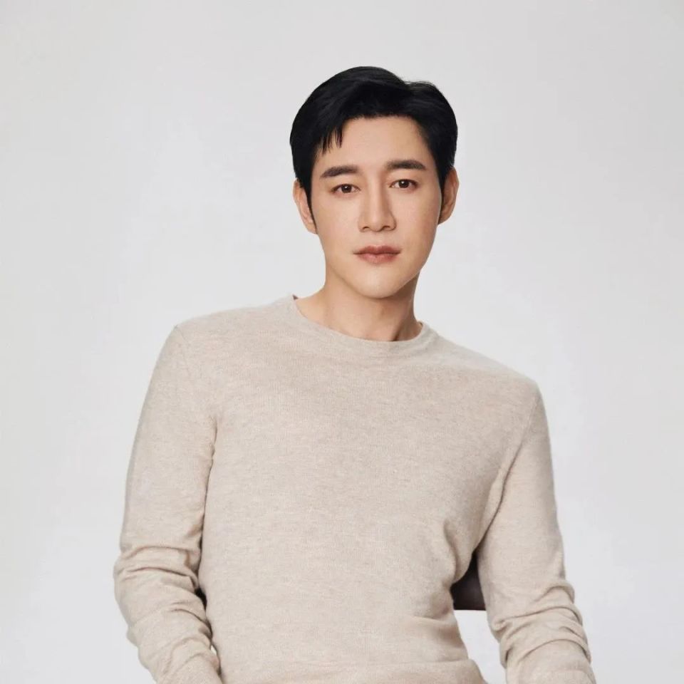 陈正飞andy为你读诗我走出房门