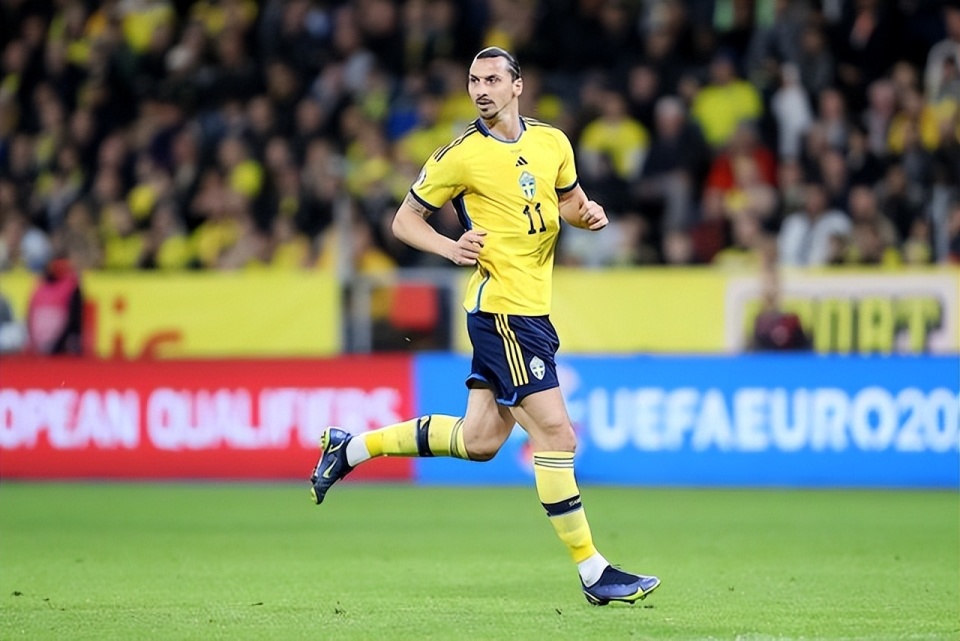 欧预赛卢卡库帽子戏法助比利时大胜瑞典伊布打破最年长纪录