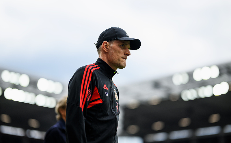 图赫尔拿出大战术板已看到拜仁问题根源最佳目标直指曼联铁腰