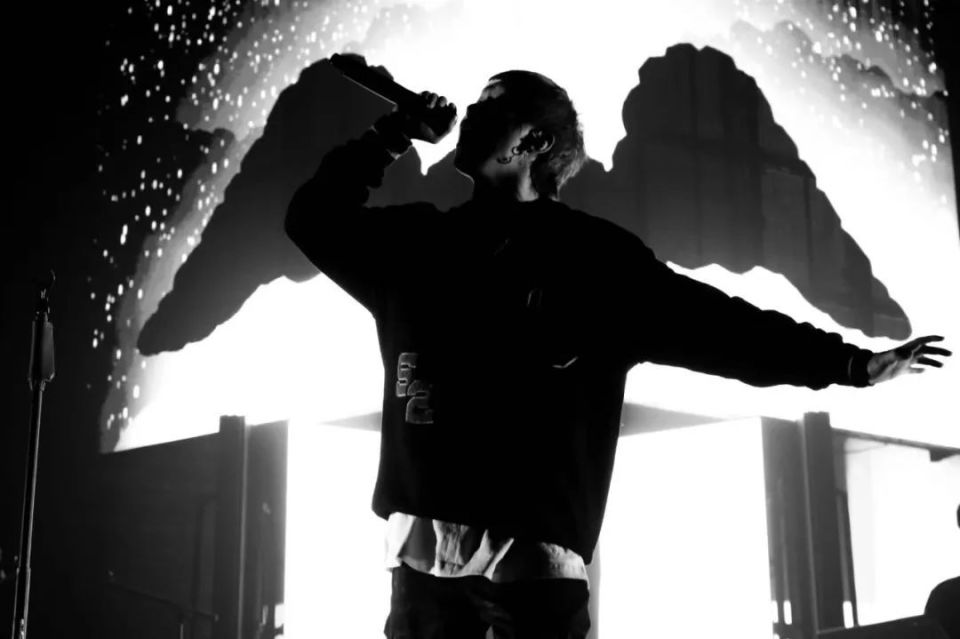 tizzyt 「蝴蝶效应」世界巡回演唱会官宣