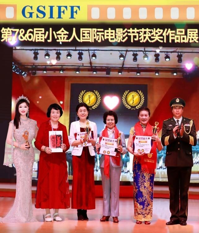 奋楫时代搏浪头 光影为媒谱真情 ——访好莱坞国际