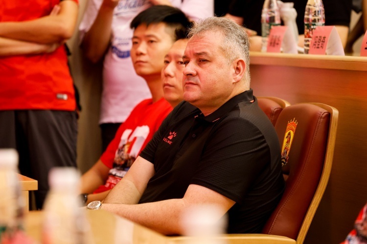 萨尔瓦多:对手辽宁铁人有部分优势,广州队以决赛的心态去面对