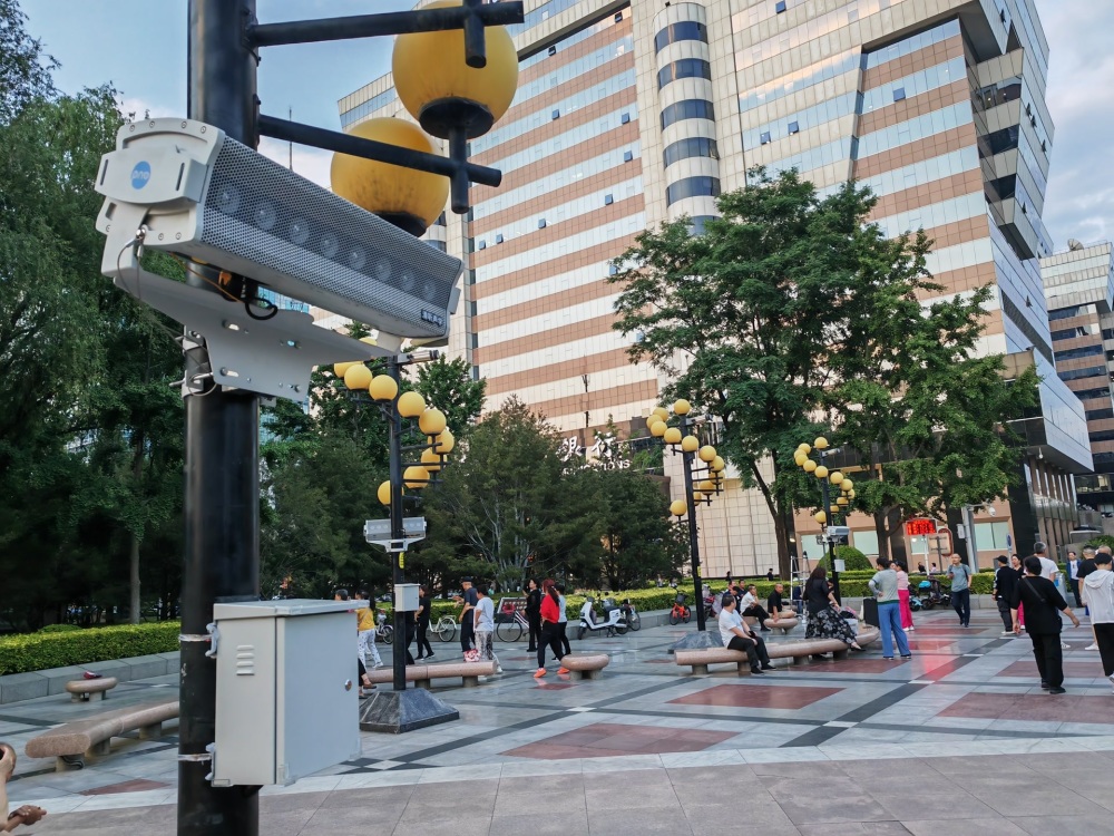 定向传音解决噪声困扰,金融街广场新增智慧舞场系统