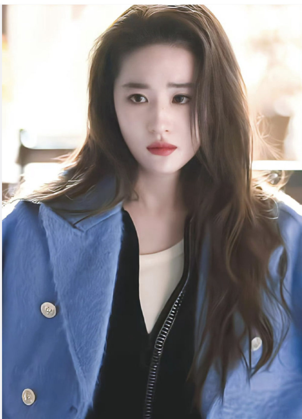 36岁刘亦菲:素颜状态都吊打内娱,85后第一小花实至名归