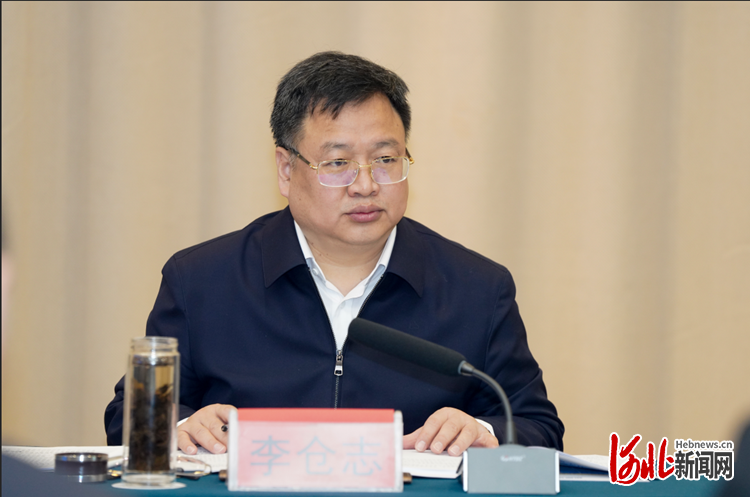 李仓志同志在座谈会上指出,在省委省政府的正确领导下,全省工伤保险