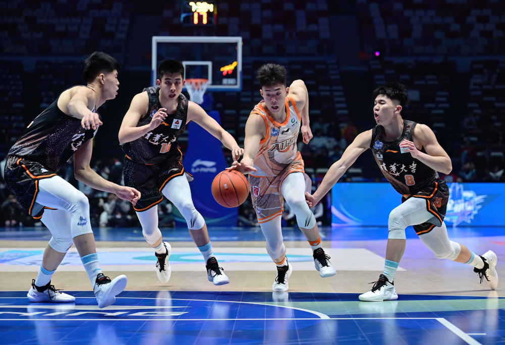 cba全明星赛星锐赛清华大学队胜星锐一年级队