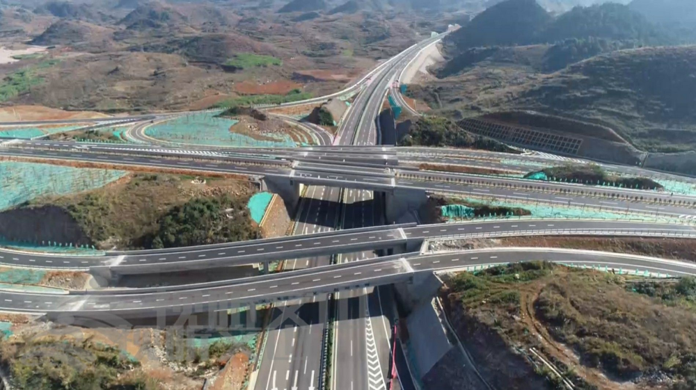 快马加鞭,云南高速建设新局面,师宗至丘北高速公路来了_腾讯新闻